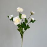 Silk ranunculus spray AHHY40082 in white