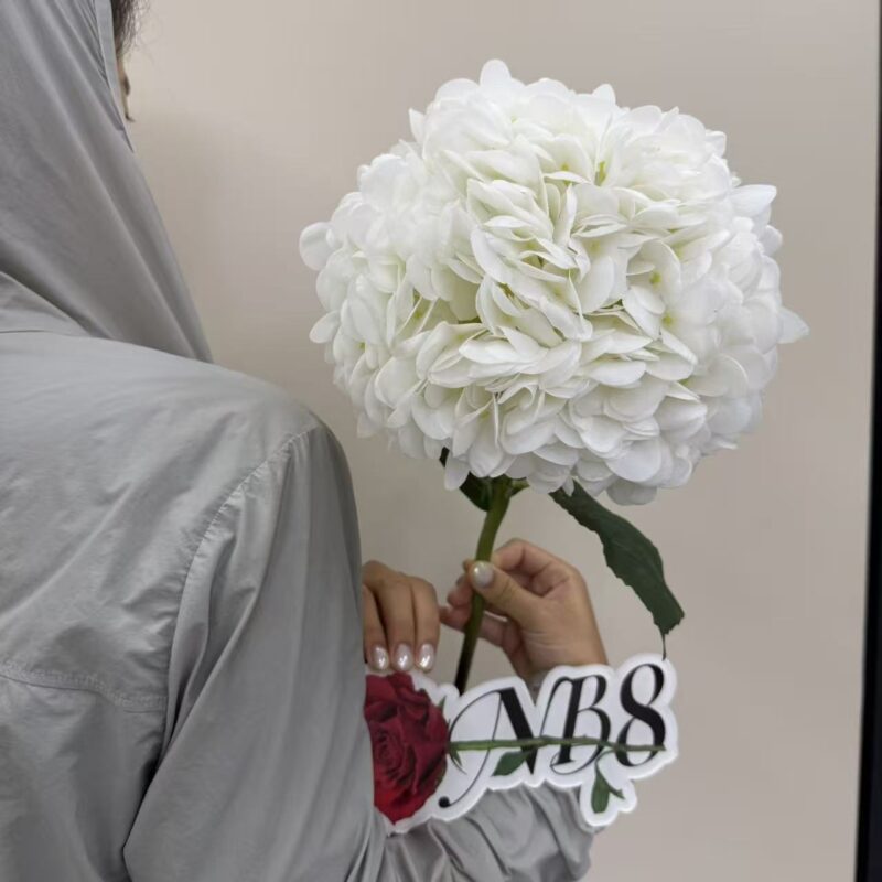 Realistic artificial flowers for weddings, events, home decor and wholesale from NB8 Floral