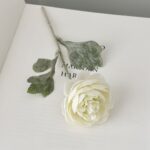 Silk ranunculus stem 48-YWMR1004 in white